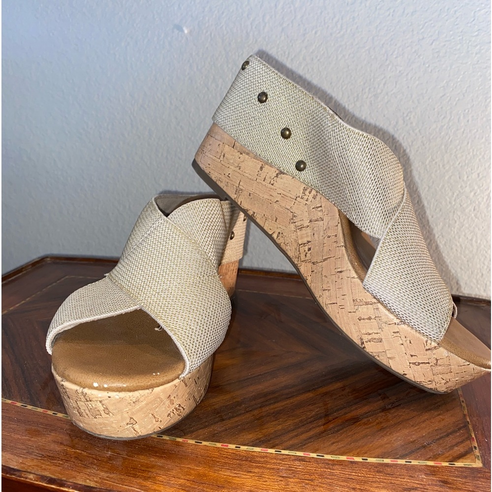 Gently used Sonoma Lifestyle Cork Wedges. Gold. Size 8